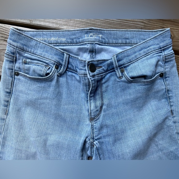 Ann Taylor Loft Modern Cuffed Cropped Jeans - Womens size 4/27 - Picture 6 of 9